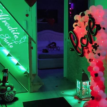 Afrodite Luxury Suite Veglie Kültér fotó
